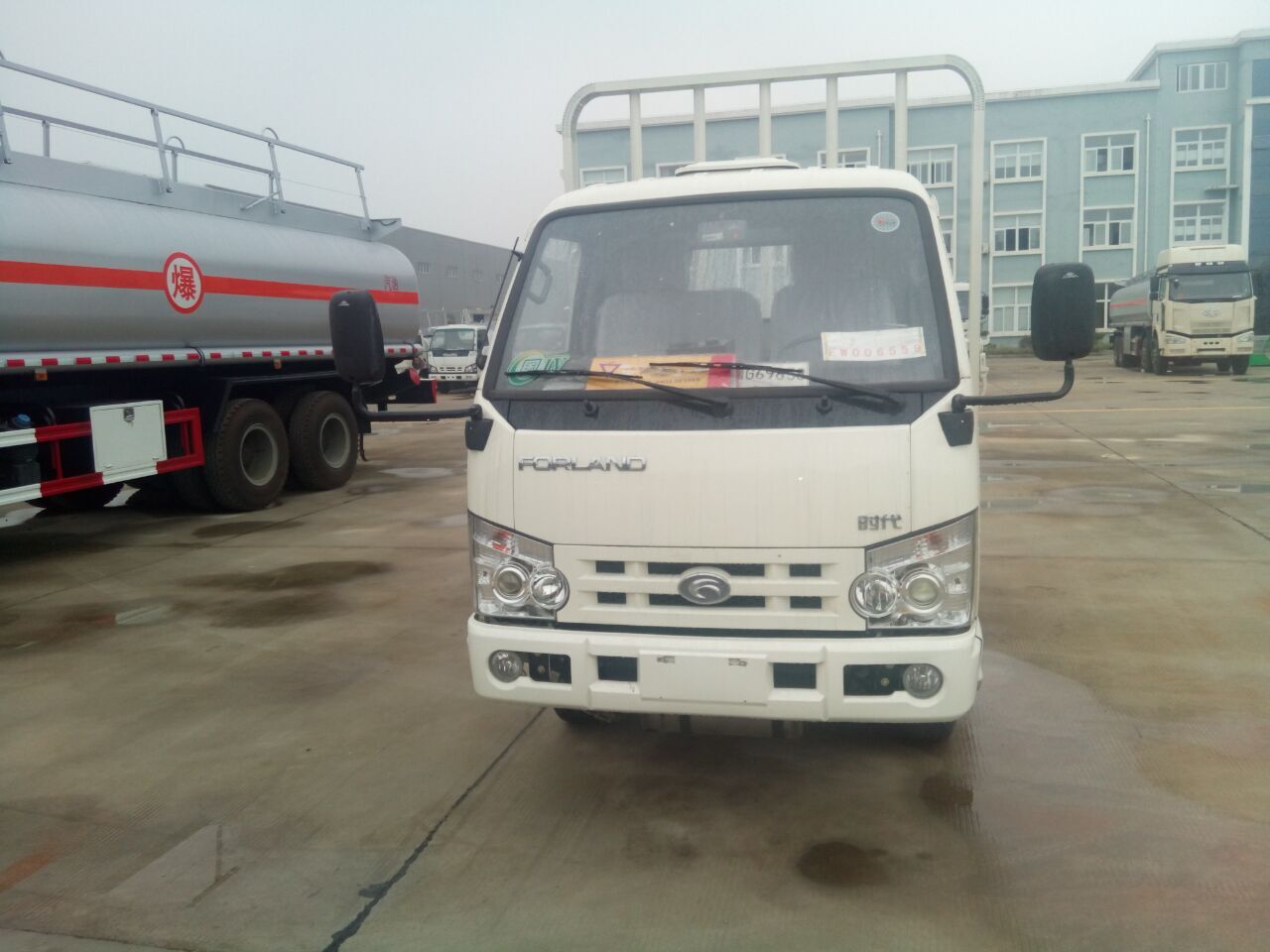 福田時(shí)代氣瓶運(yùn)輸車(chē)