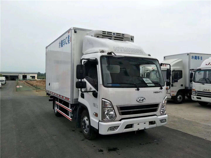 四川現(xiàn)代盛圖國五4米2冷藏車冷藏車