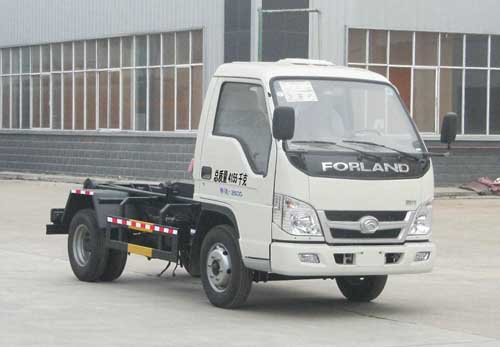 程力威牌CLQ5040ZXX4BJ型車廂可卸式垃圾車
